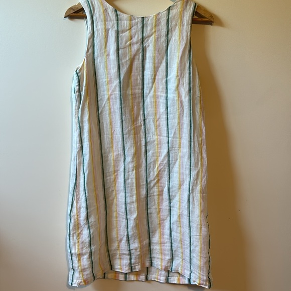 Charlie B Linen Dress - Picture 4 of 5